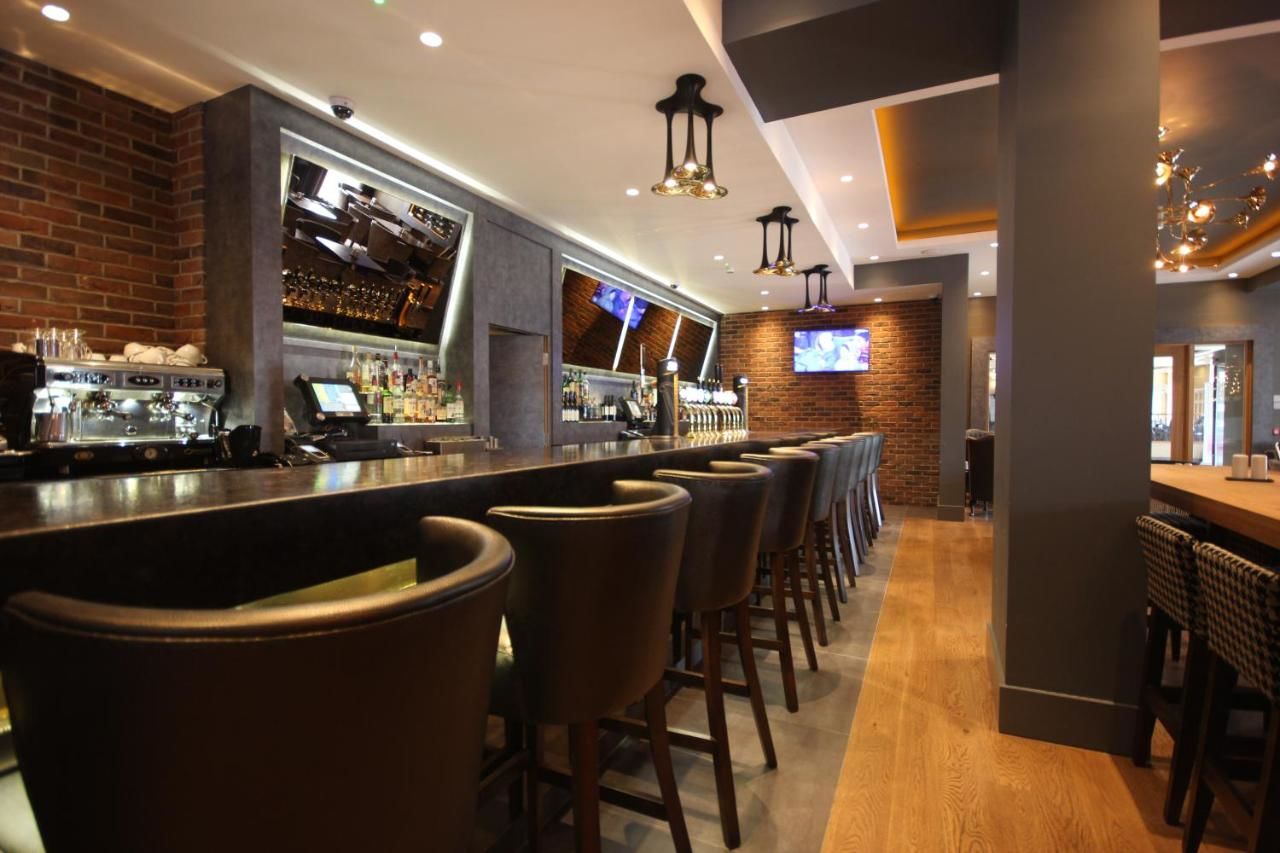 Отель Talbot Hotel Stillorgan Стиллорган